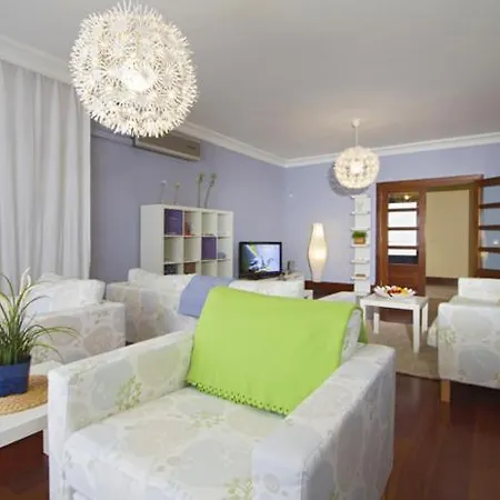 Sleeps 8 Pool Air Con Wifi Villa Puerto Calero